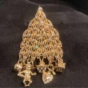 Kirk’s Foley’s Christmas Tree Brooch